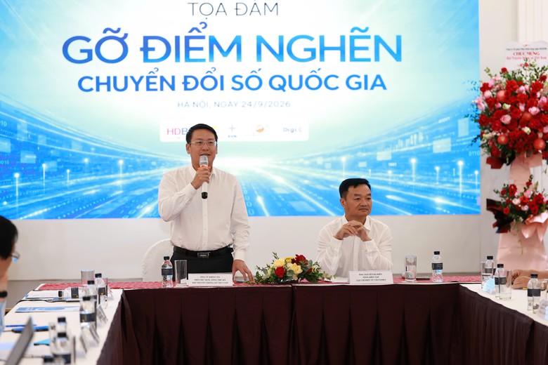 Gỡ điểm nghẽn chuyển đổi số từ thể chế, dữ liệu đến AI - Ảnh 4.