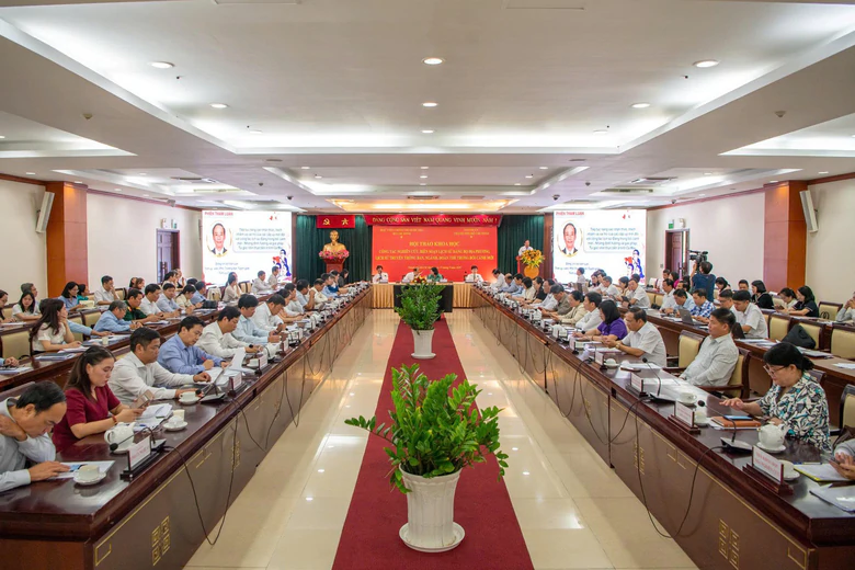 TP.HCM: Tránh bỏ sót hoặc cộng gộp cơ học khi biên soạn lịch sử Đảng giai đoạn mới- Ảnh 1.