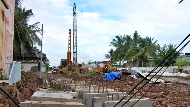 Tăng tốc thi công dự án cầu, đường gần 300 tỷ đồng tại Cà Mau- Ảnh 1.