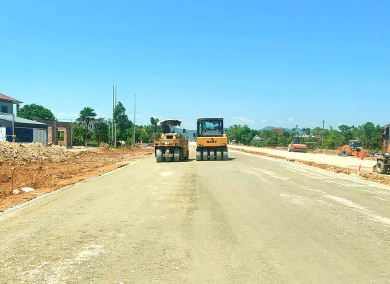 Hà Tĩnh: Tăng tốc giải ngân đầu tư công, tháo gỡ điểm nghẽn từ cơ sở- Ảnh 2.
