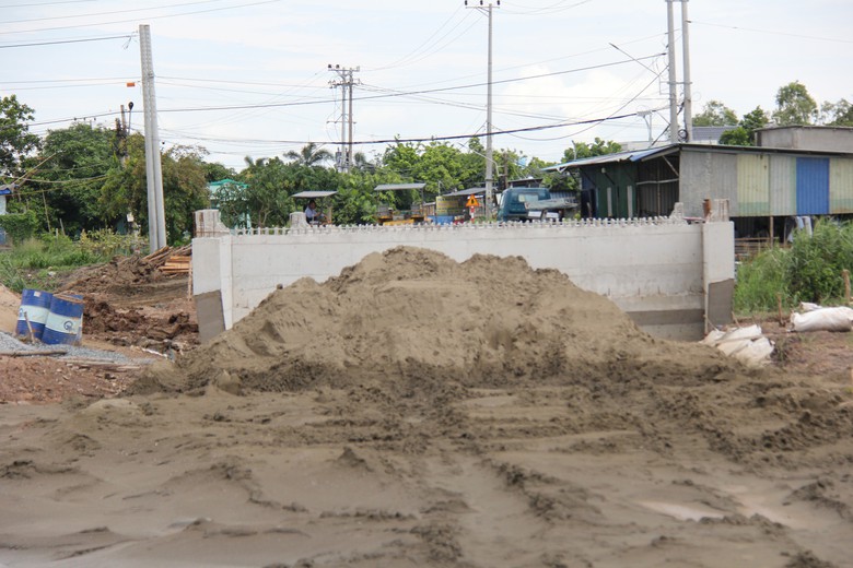 Đồng Tháp: Hơn 252 tỷ đồng làm tuyến đường 4,1km ở xã đảo Tân Phú Đông - Ảnh 2.