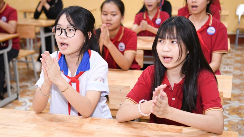 Đưa tiếng Anh đến gần hơn với học sinh vùng cao, biên giới, hải đảo - Ảnh 3.