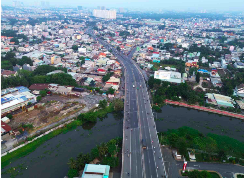 TP.HCM chuẩn bị mở rộng cầu Vĩnh Bình trên quốc lộ 13- Ảnh 1.