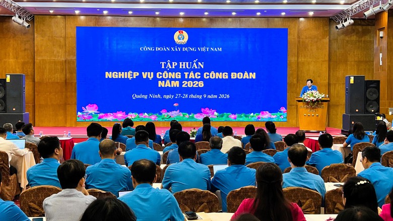 Nâng cao nghiệp vụ công tác công đoàn cho cán bộ công đoàn cơ sở - Ảnh 2.