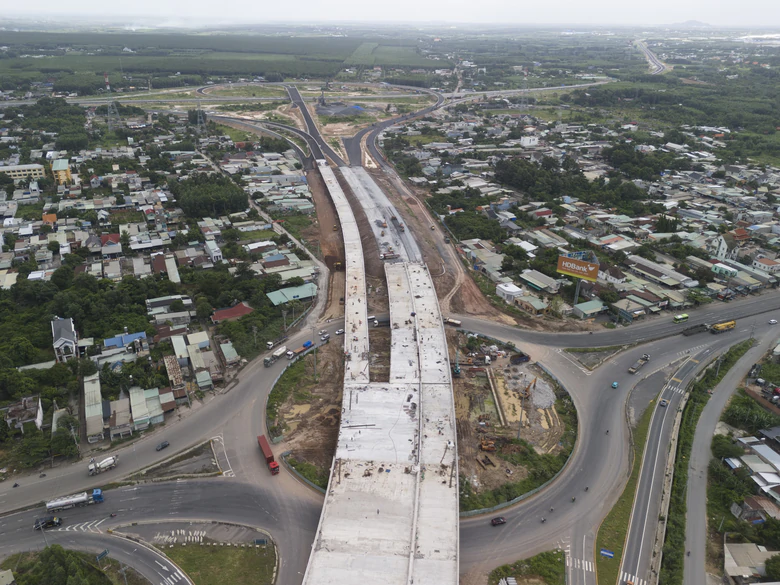 Mở 4 nhánh nút giao Tân Hiệp, nối cao tốc Biên Hòa - Vũng Tàu với Bến Lức - Long Thành - Ảnh 1.