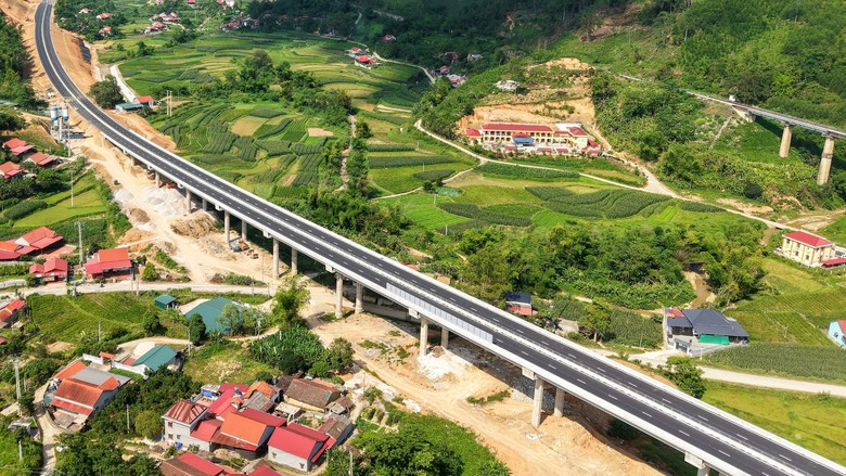 Nghiên cứu cơ chế trao quyền, xác lập vai trò tổng thầu ở các đại dự án giao thông- Ảnh 1.
