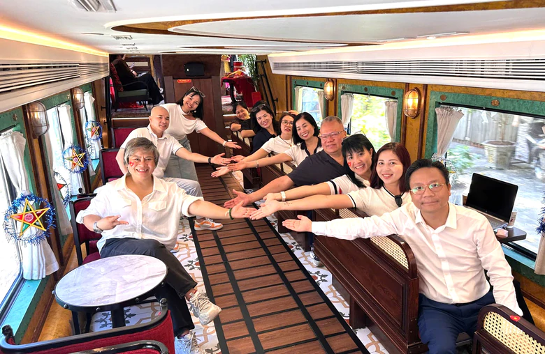 "Kết nối miền di sản" bằng tàu du lịch 6 sao tuyến Hà Nội - Ninh Bình- Ảnh 4.