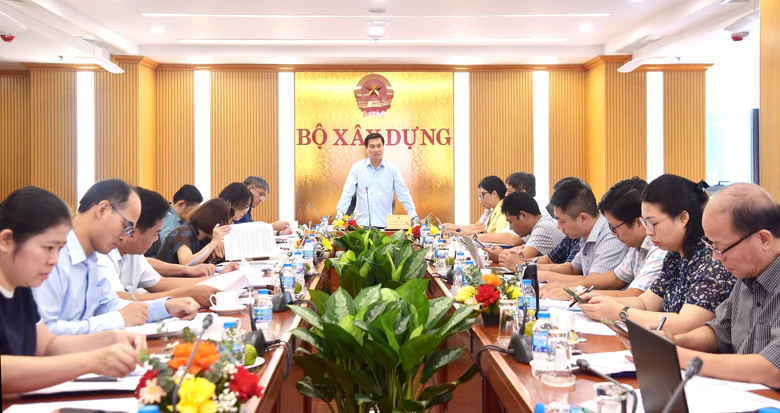 Thứ trưởng Nguyễn Tường Văn yêu cầu tháo điểm nghẽn giao thông cho khu kinh tế Long An- Ảnh 1.