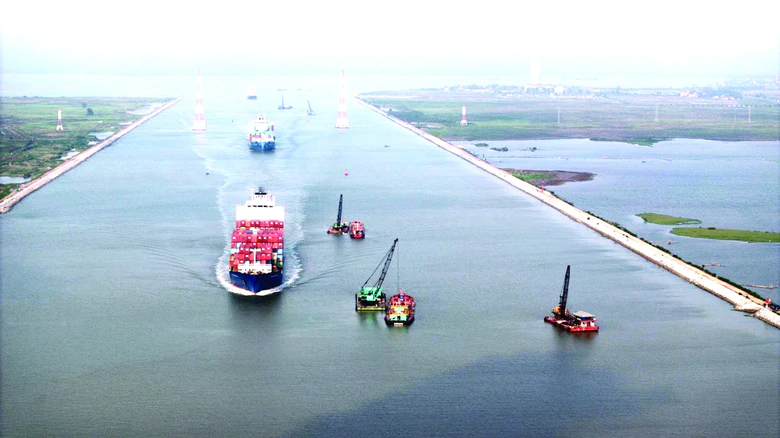 “Trái ngọt” từ vốn xã hội hóa khơi thông luồng vào cảng - Ảnh 1.