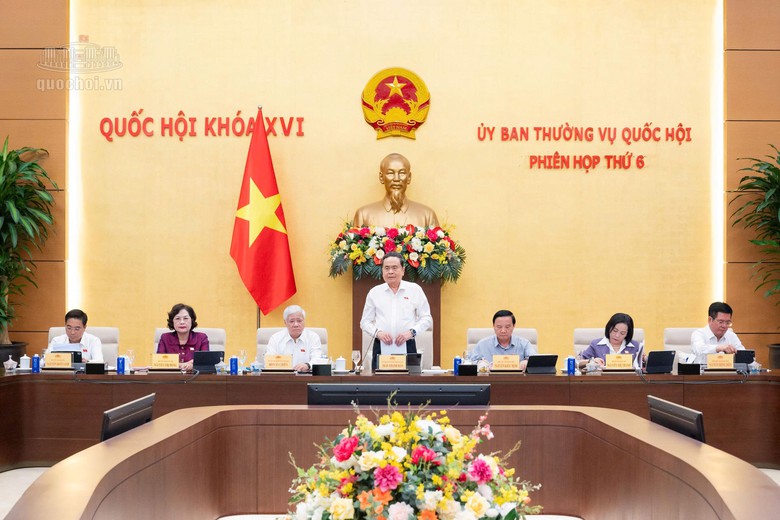 Chủ tịch Quốc hội: Ki&ecirc;n quyết khắc phục tư duy cục bộ trong c&ocirc;ng t&aacute;c x&acirc;y dựng ph&aacute;p luật- Ảnh 1.