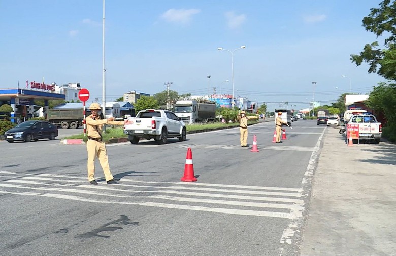 Ninh B&igrave;nh: Giao th&ocirc;ng th&ocirc;ng suốt, xử l&yacute; gần 1.800 vi phạm dịp Quốc kh&aacute;nh 2/9- Ảnh 1.