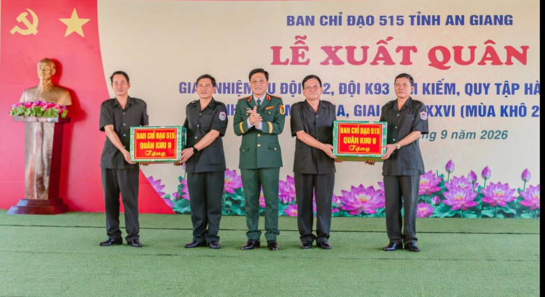 An Giang: Xuất qu&acirc;n đi t&igrave;m h&agrave;i cốt liệt sĩ tr&ecirc;n đất Campuchia  - Ảnh 1.