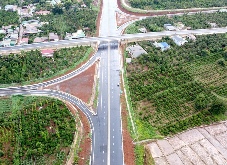 Đắk Lắk: 7 dự &aacute;n ho&agrave;n th&agrave;nh 100% mặt bằng sau chiến dịch 45 ng&agrave;y đ&ecirc;m- Ảnh 3.