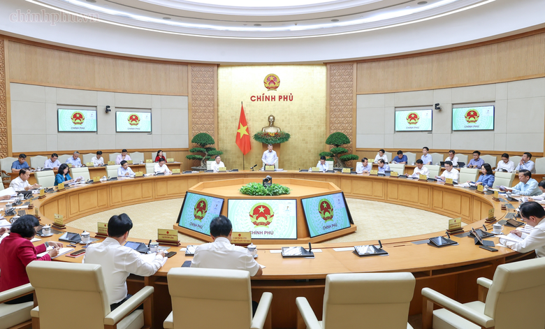 Thủ tướng chủ tr&igrave; phi&ecirc;n họp Ch&iacute;nh phủ th&aacute;ng 8: Tăng tốc, bứt ph&aacute; với quyết t&acirc;m cao nhất- Ảnh 1.