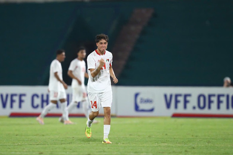 V&ograve;ng loại U20 ch&acirc;u &Aacute; 2027: Việt Nam thất bại 1-2 trước Palestine- Ảnh 1.