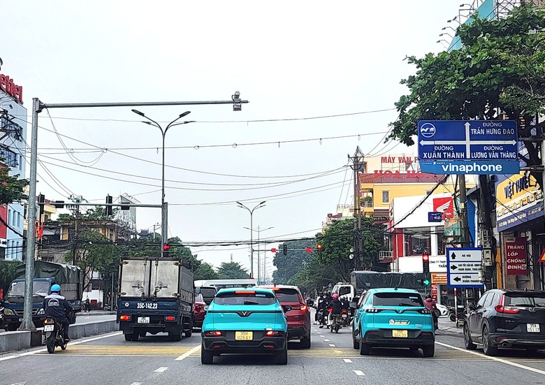 Ninh Bình: Tai nạn giao thông giảm cả 3 tiêu chí, tăng giải pháp bảo đảm an toàn- Ảnh 3.