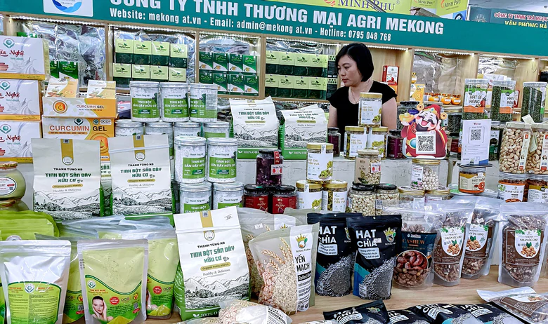 Sắp diễn ra chuỗi sự kiện tôn vinh làng nghề, sản phẩm OCOP tại Hà Nội- Ảnh 2.