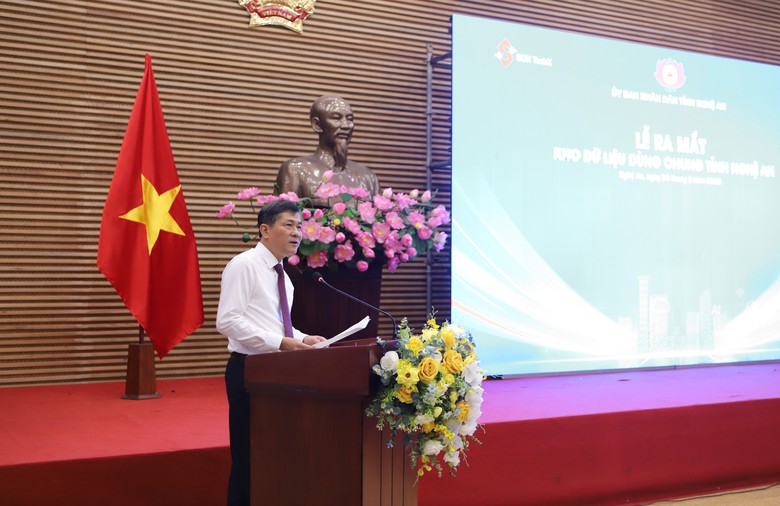 Nghệ An: Kết nối 12 cơ sở dữ liệu quốc gia, 104 cơ sở dữ liệu chuyên ngành- Ảnh 4.