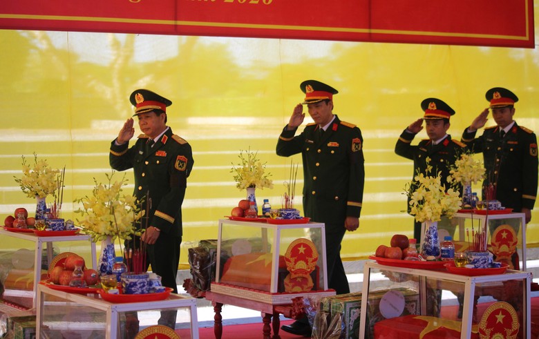 Truy điệu, an táng 30 hài cốt liệt sĩ tại Nghĩa trang Liệt sĩ Quảng Trị- Ảnh 4.