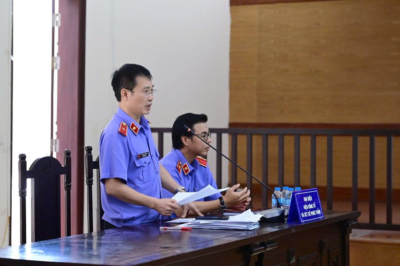 Cựu Bộ trưởng Nguyễn Thị Kim Tiến xin nộp thêm 1,1 tỷ đồng, tòa tạm hoãn tuyên án- Ảnh 2.
