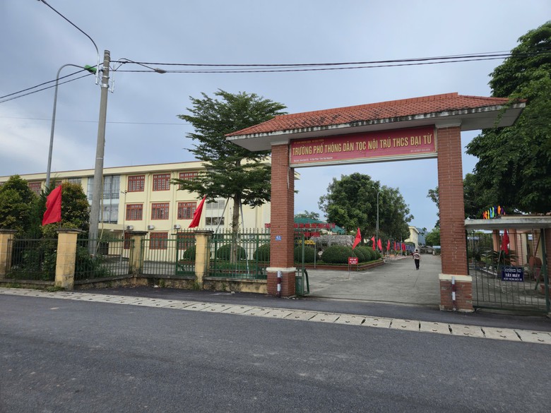 Th&aacute;i Nguy&ecirc;n gấp r&uacute;t sửa chữa, ho&agrave;n thiện trường lớp sẵn s&agrave;ng năm học mới- Ảnh 7.