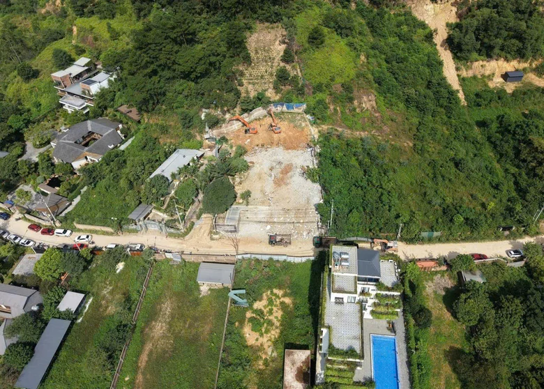 H&agrave; Nội cưỡng chế 4 c&ocirc;ng tr&igrave;nh vi phạm đất rừng ph&ograve;ng hộ ven hồ Đồng Đ&ograve; - Ảnh 2.