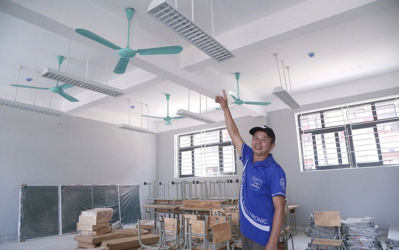 Nghệ An: Phụ huynh, học sinh n&ocirc; nức ch&agrave;o khai giảng tại trường nội tr&uacute; li&ecirc;n cấp mới- Ảnh 9.