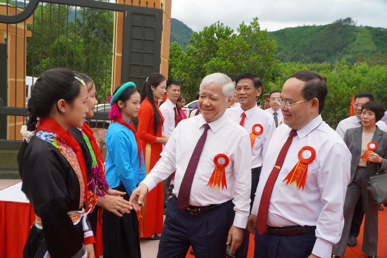 Trường Phổ th&ocirc;ng nội tr&uacute; li&ecirc;n cấp B&igrave;nh Li&ecirc;u bước v&agrave;o năm học mới- Ảnh 2.