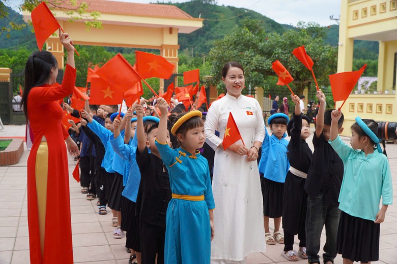 Trường Phổ th&ocirc;ng nội tr&uacute; li&ecirc;n cấp B&igrave;nh Li&ecirc;u bước v&agrave;o năm học mới- Ảnh 5.