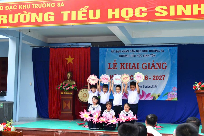 Tiếng trống khai trường giữa biển trời Trường Sa- Ảnh 3.