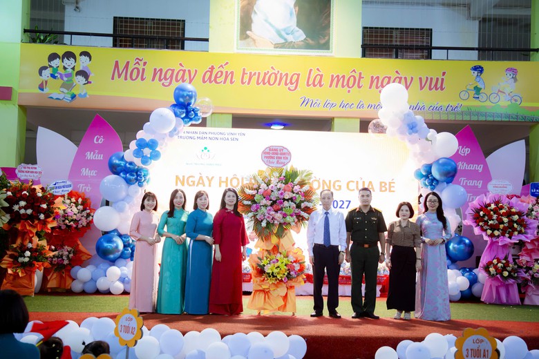 Ph&uacute; Thọ: Rộn r&agrave;ng ng&agrave;y hội khai trường, quyết t&acirc;m n&acirc;ng cao chất lượng gi&aacute;o dục- Ảnh 18.