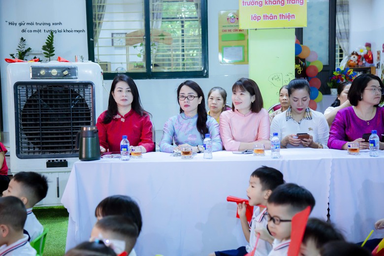 Ph&uacute; Thọ: Rộn r&agrave;ng ng&agrave;y hội khai trường, quyết t&acirc;m n&acirc;ng cao chất lượng gi&aacute;o dục- Ảnh 19.