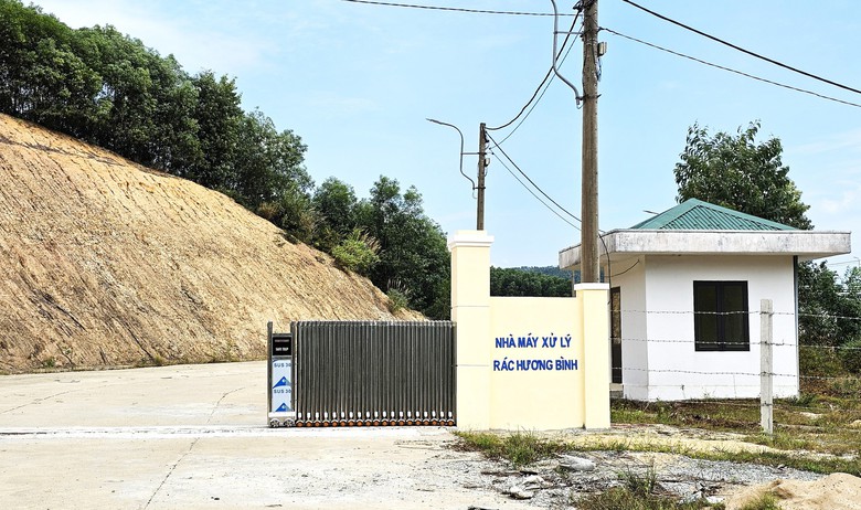 V&igrave; sao khu xử l&yacute; r&aacute;c ở Huế vẫn ngổn ngang sau 8 năm thi c&ocirc;ng?- Ảnh 3.