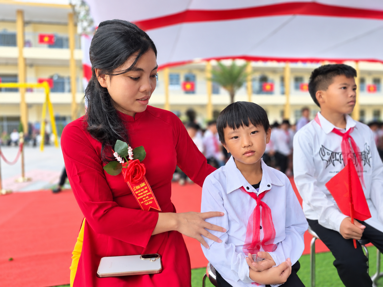 Ng&ocirc;i nh&agrave; thứ 2 nơi bi&ecirc;n cương mở tương lai cho những trẻ mồ c&ocirc;i- Ảnh 2.