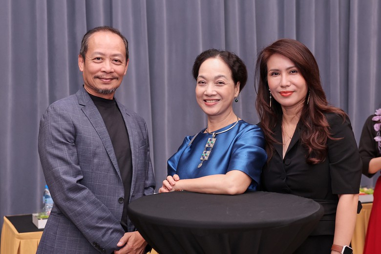 Ph&uacute; Quang - C&ograve;n m&atilde;i một t&igrave;nh y&ecirc;u: Khi k&yacute; ức tiếp tục ng&acirc;n vang - Ảnh 5.