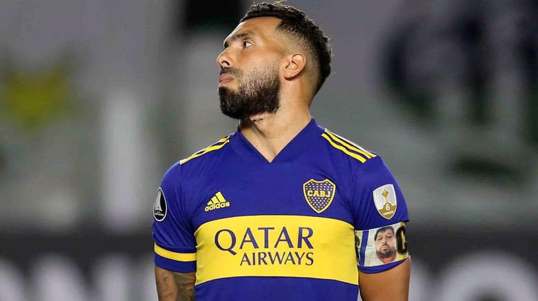 Messi và Ronaldo được mời tham gia trận đấu chia tay Carlos Tevez - Ảnh 1.
