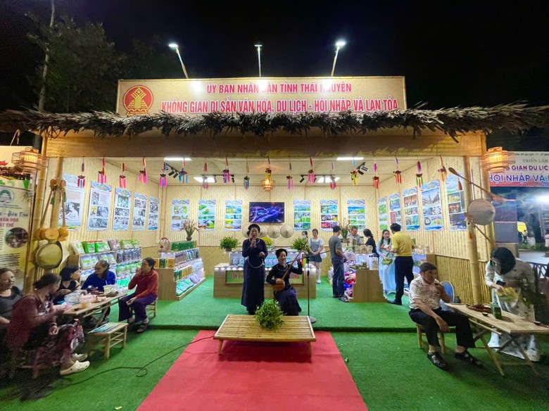Gia Lai hội tụ sắc m&agrave;u văn h&oacute;a, mở rộng kết nối du lịch li&ecirc;n v&ugrave;ng- Ảnh 7.