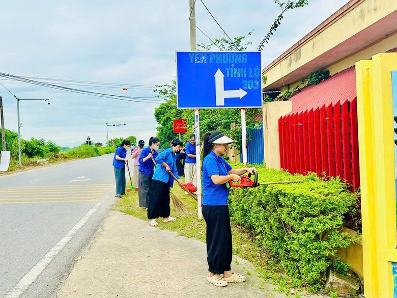 Tăng tốc hiện đại h&oacute;a hạ tầng, tạo sức bật cho n&ocirc;ng th&ocirc;n mới Ph&uacute; Thọ - Ảnh 2.