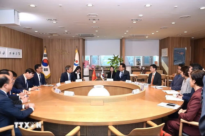 H&agrave; Nội v&agrave; Sejong k&yacute; &Yacute; định thư về quan hệ hữu nghị v&agrave; hợp t&aacute;c- Ảnh 1.