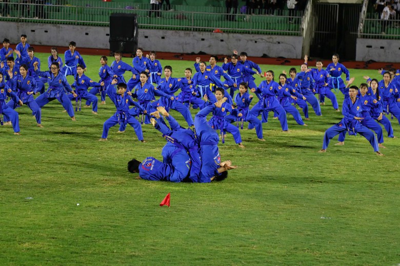 Hơn 3.000 VĐV c&ugrave;ng hội tụ tại ng&agrave;y hội thể thao lớn của Gia Lai- Ảnh 13.