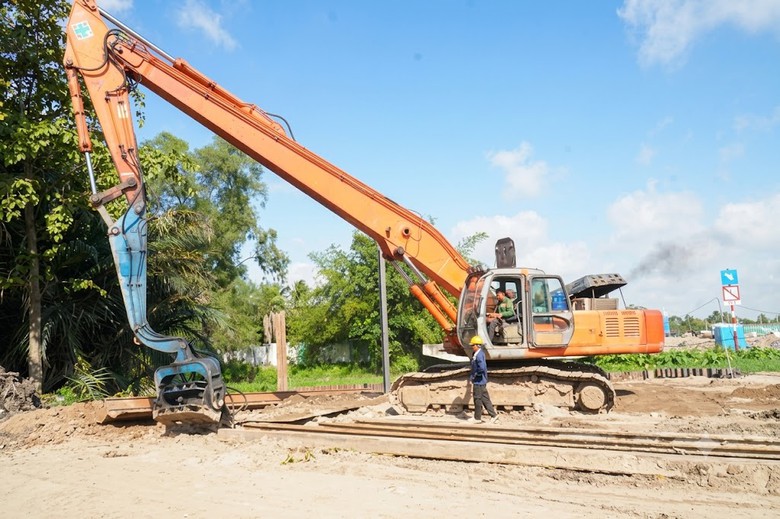 Gần 3km Vành đai 2 TP.HCM tăng tốc thi công sau gần 6 năm đình trệ- Ảnh 9.