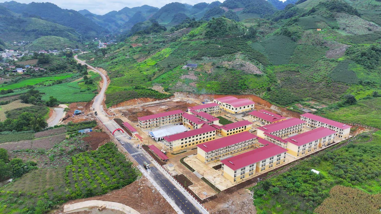Nội thất The One tham gia cung cấp hạ tầng gi&aacute;o dục ở c&aacute;c trường nội tr&uacute; v&ugrave;ng bi&ecirc;n- Ảnh 1.