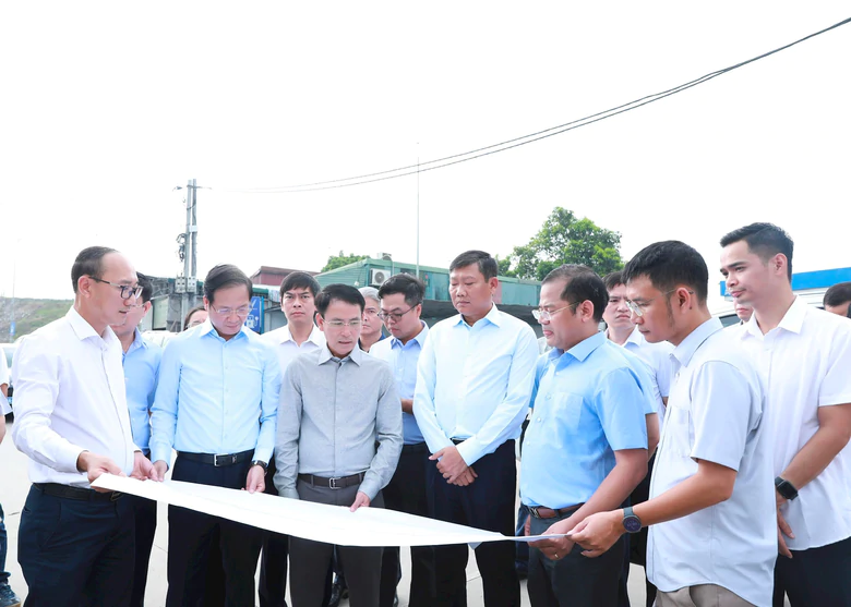 Hà Nội quyết liệt đẩy tiến độ đường Vành đai 2.5, phấn đấu thông xe dịp 10/10- Ảnh 1.