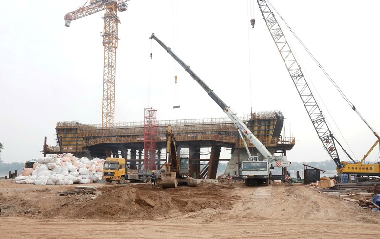 H&agrave; Nội sẵn s&agrave;ng thay nh&agrave; thầu chậm tiến độ tại ba dự &aacute;n cầu trọng điểm- Ảnh 2.