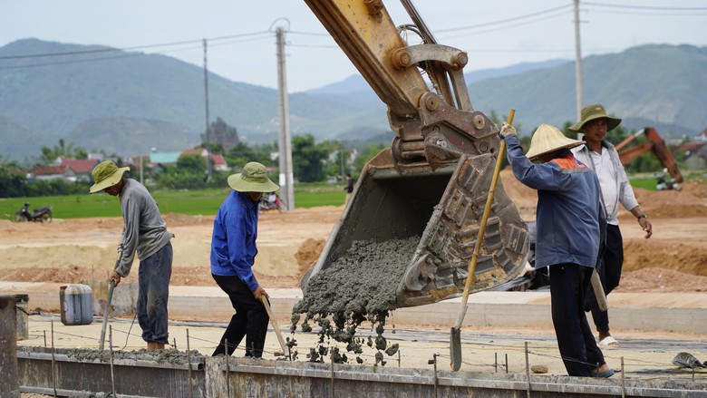 Gia Lai: Hơn 1.100 tỷ đồng cho b&ecirc; t&ocirc;ng h&oacute;a n&ocirc;ng th&ocirc;n, vẫn vướng cung ứng xi măng- Ảnh 1.