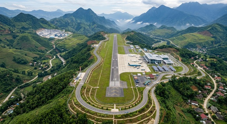 ACV lưu &yacute; b&agrave;i to&aacute;n sương m&ugrave;, quỹ đất khi quy hoạch s&acirc;n bay Lai Ch&acirc;u - Ảnh 1.