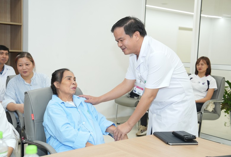 K&iacute;ch hoạt b&aacute;o động đỏ cứu sống ca vỡ tim nguy kịch- Ảnh 2.