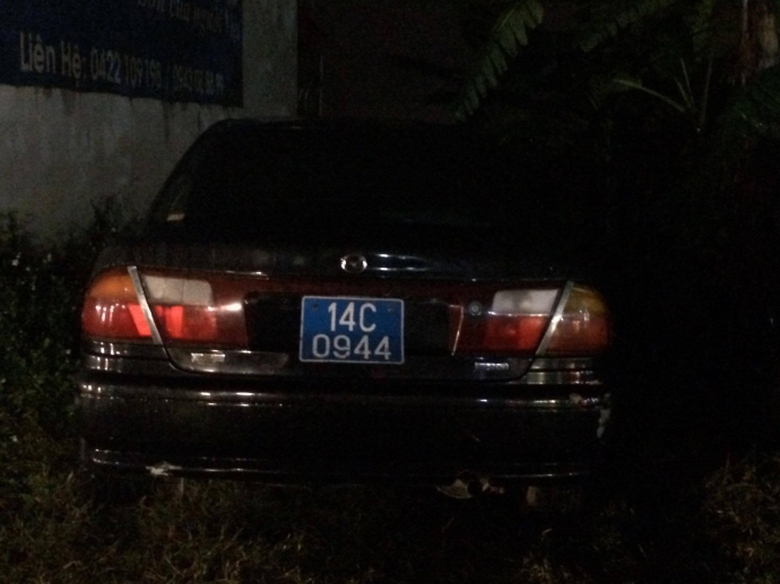 xe biển xanh n&uacute;p bụi chuối