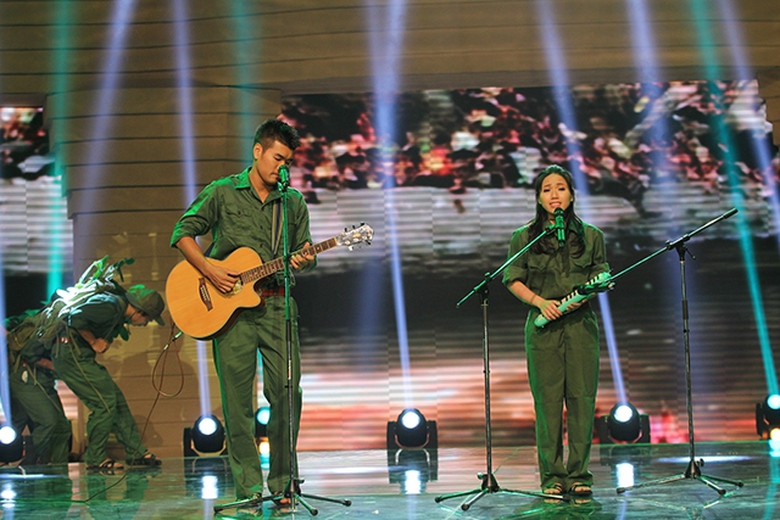 Ta Quang Thang va Thuy Chi trong giai dieu tu hao