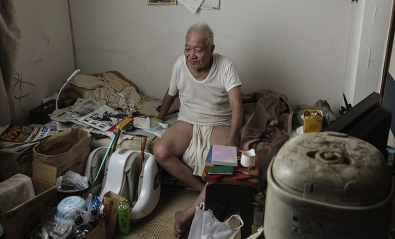 Người gi&agrave; Nhật Bản sống c&ocirc; đơn, đến chết vẫn c&ocirc; đơn